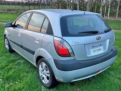 Brugt 2006 Kia Rio MPV | 15.000 kr.