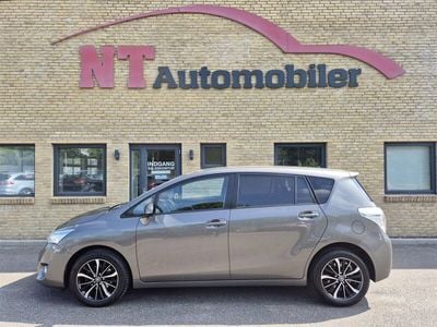 Gråmetal Brugt 2017 Toyota Verso MPV | 129.900 kr. (God pris)