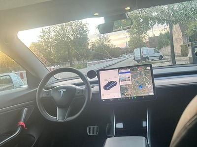 hvid Brugt 2020 Tesla Model 3 Standard Range Plus Sedan | 155.000 kr. (Super pris)