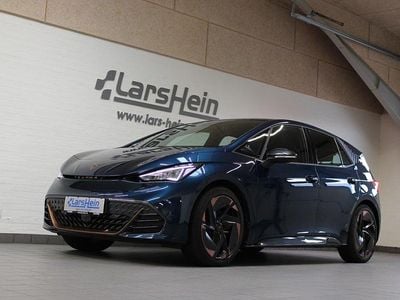 Mørkblåmetal Brugt 2024 Cupra Born e-Boost Hatchback | 254.800 kr. (Lidt for dyr)