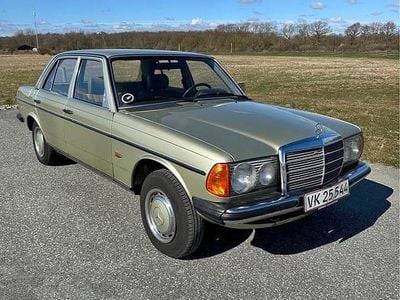 Brugt 1982 Mercedes 200 Sedan | 84.000 kr.