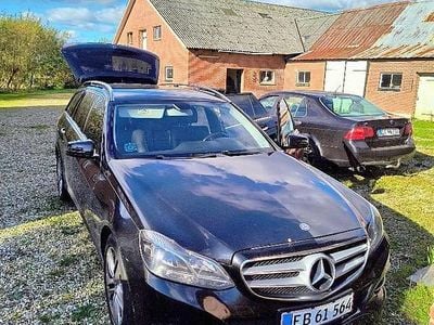 Sort Brugt 2014 Mercedes E200 Stationcar | 105.000 kr.