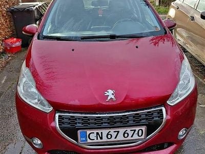 Brugt 2012 Peugeot 208 Hatchback | 36.500 kr. (Lidt for dyr)
