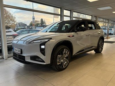 Platinum/obsidian Ny 2025 Hongqi EHS7 SUV | 419.900 kr. (God pris)