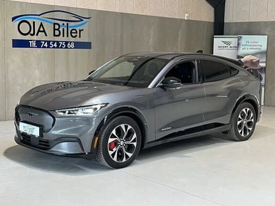 Gråmetal Brugt 2023 Ford Mustang Mach-E Extended Range SUV | 359.900 kr. (Lidt for dyr)