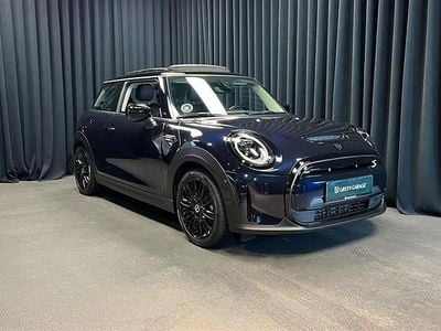 Enigmatic black Brugt 2022 Mini Cooper SE Hatchback | 174.900 kr. (Lidt for dyr)