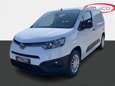 Epr icy white Brugt 2025 Toyota Proace City City MPV | 164.900 kr.