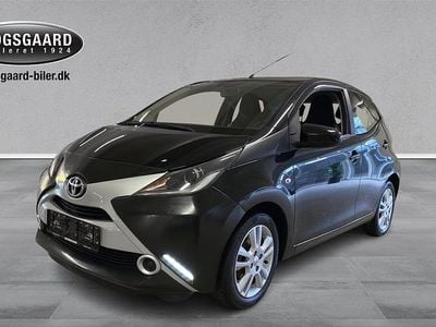 Brugt 2017 Toyota Aygo X-play Hatchback | 72.900 kr. (Fair pris)