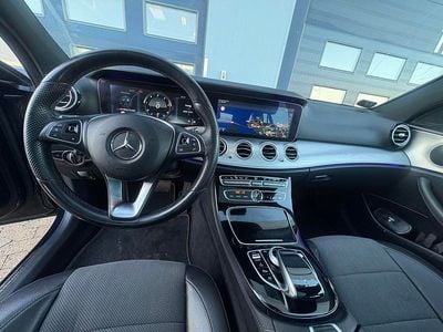 Blå Brugt 2017 Mercedes E220 Avantgarde Stationcar | 215.000 kr.