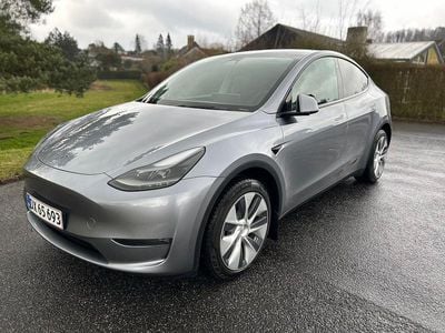 Sølvmetal Brugt 2023 Tesla Model Y Long Range AWD SUV | 269.900 kr. (Super pris)
