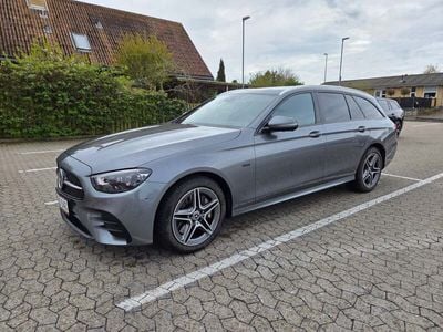 Sølvmetal Brugt 2021 Mercedes E300 AMG line Stationcar | 419.900 kr. (Fair pris)