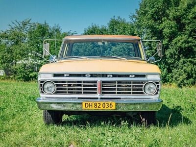 Brugt Ford F250 1973 Brun Afhentning