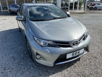 brugt Toyota Auris 1,6 Valvematic T2+ Multidrive S 132HK 5d 6g Aut.