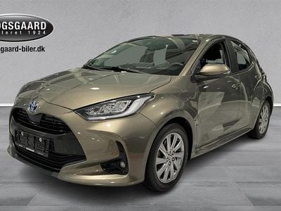 Brugt 2023 Toyota Yaris Hybrid Active Hatchback | 184.990 kr. (Fair pris)