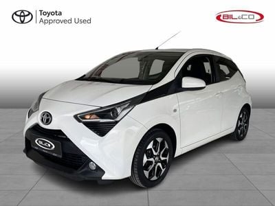 068 white Brugt 2018 Toyota Aygo Connect Style Hatchback | 79.900 kr. (Lidt for dyr)