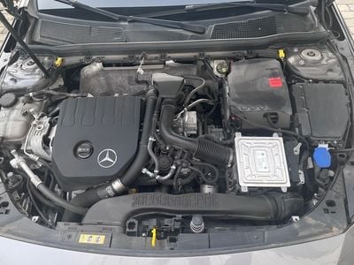 Grå Brugt 2021 Mercedes A200 AMG line Hatchback | 280.000 kr. (God pris)