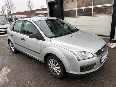Sølvmetal Brugt 2006 Ford Focus Trend Hatchback | 19.500 kr. (Fair pris)