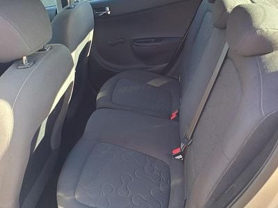 Vintage Cream Brugt 2011 Hyundai i20 Classic Hatchback | 39.000 kr. (God pris)
