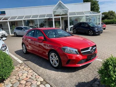 Rødmetal Brugt 2015 Mercedes A200 Urban Hatchback | 119.900 kr. (Fair pris)