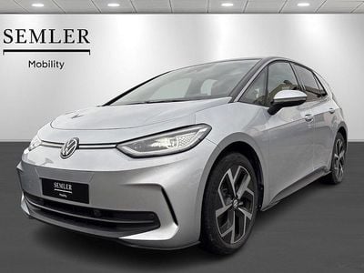 Sølvmetal Brugt 2023 VW ID.3 Pro Performance Hatchback | 239.900 kr. (Lidt for dyr)