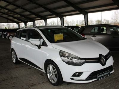 Hvid Brugt 2017 Renault Clio GrandTour Zen Stationcar | 62.800 kr. (Lidt for dyr)
