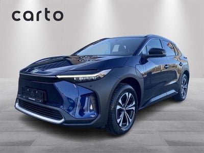 8s6 pacific blue Brugt 2025 Toyota bZ4X Executive SUV | 329.900 kr. (Lidt for dyr)