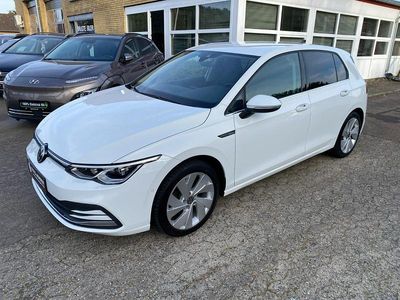 Hvid Brugt 2020 VW Golf VIII Style Hatchback | 244.900 kr.