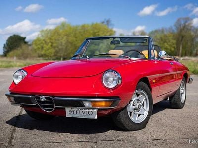 Rød Brugt 1980 Alfa Romeo Spider Veloce Cabriolet | 189.000 kr.