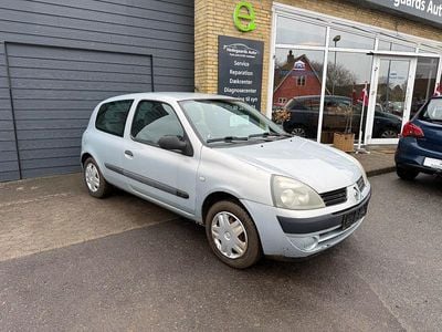 Brugt Renault Clio II Authentique 60 HK (44 kW) 2004 Lysblå