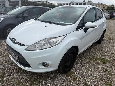 Hvid Brugt 2011 Ford Fiesta Titanium Hatchback | 19.990 kr. (God pris)