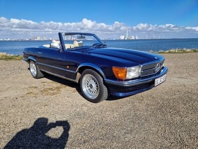 Blå Brugt 1976 Mercedes 280 | 189.000 kr.