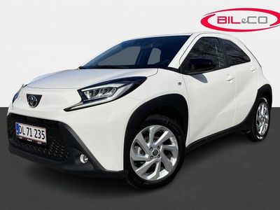 Brugt Toyota Aygo X Active 72 HK (52 kW) 2022 040 pure white SUV