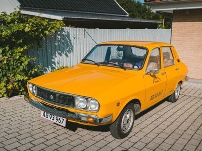 Renault R12