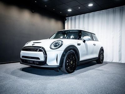 Brugt Mini Cooper SE Classic 135 kW (184 HK) 2023 Farve: hvid Hatchback