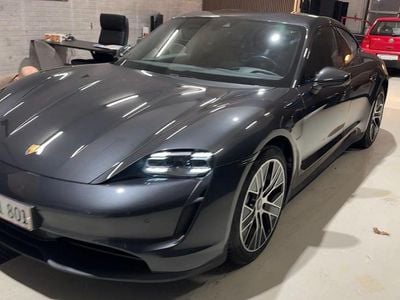 Grå Brugt 2021 Porsche Taycan Performance Package Sedan | 464.900 kr. (Super pris)