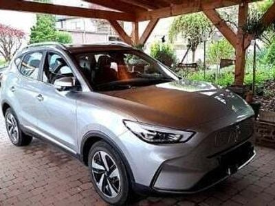 Hvid Brugt 2022 MG ZS Luxury Sedan | 158.900 kr. (Lidt for dyr)