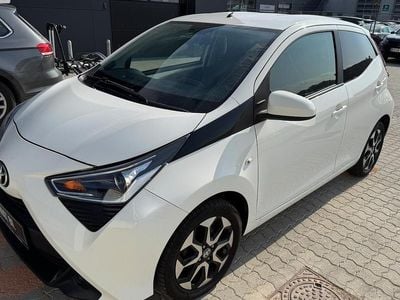 Hvid Brugt 2020 Toyota Aygo Hatchback | 74.900 kr. (God pris)
