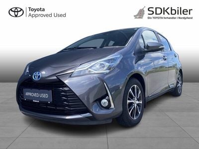 Koksgrå Brugt 2018 Toyota Yaris Hybrid H2 Hatchback | 134.900 kr. (Lidt for dyr)