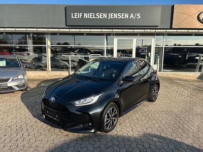 Sortmetal Brugt 2022 Toyota Yaris Hybrid Active Hatchback | 164.900 kr. (Super pris)