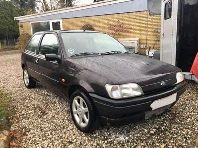 Bordeauxmetal Brugt 1996 Ford Fiesta Hatchback | 18.500 kr.