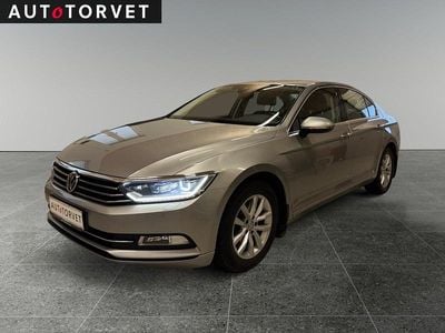 Champagnemetal Brugt 2017 VW Passat Comfortline Sedan | 109.700 kr. (God pris)