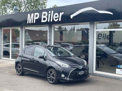 Sort Brugt 2016 Toyota Yaris Hybrid H2 Hatchback | 99.700 kr. (Dyr)