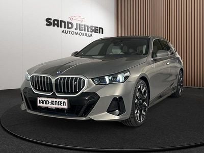 Gråmetal Brugt 2024 BMW i5 M Sport Stationcar | 599.900 kr. (Lidt for dyr)