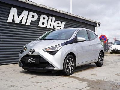 Sølvmetal Brugt 2018 Toyota Aygo X-play Hatchback | 64.900 kr. (Fair pris)