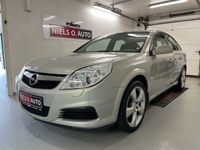 Sølvmetal Brugt 2006 Opel Vectra Elegance Hatchback | 29.800 kr.