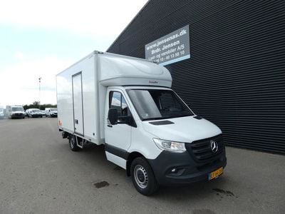 Hvid Ny 2024 Mercedes Sprinter Van | 499.800 kr. (Dyr)