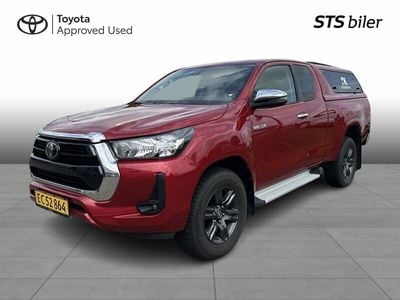 Rød metal Brugt 2022 Toyota HiLux T3 Afhentning | 349.995 kr.