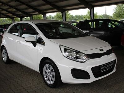 Hvid Brugt 2013 Kia Rio Motion Hatchback | 56.800 kr. (Fair pris)