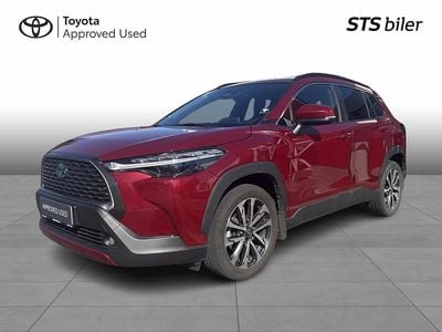 3t3 tokyo red Brugt 2023 Toyota Corolla Cross Comfort SUV | 279.900 kr. (Fair pris)
