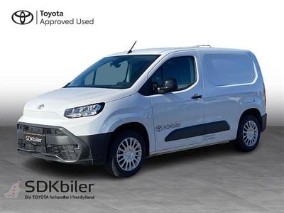 Epr icy white Ny 2025 Toyota Proace City City MPV | 184.900 kr.